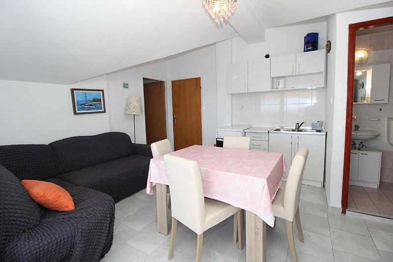 Apartments Davorka Шимуни Екстер'єр фото